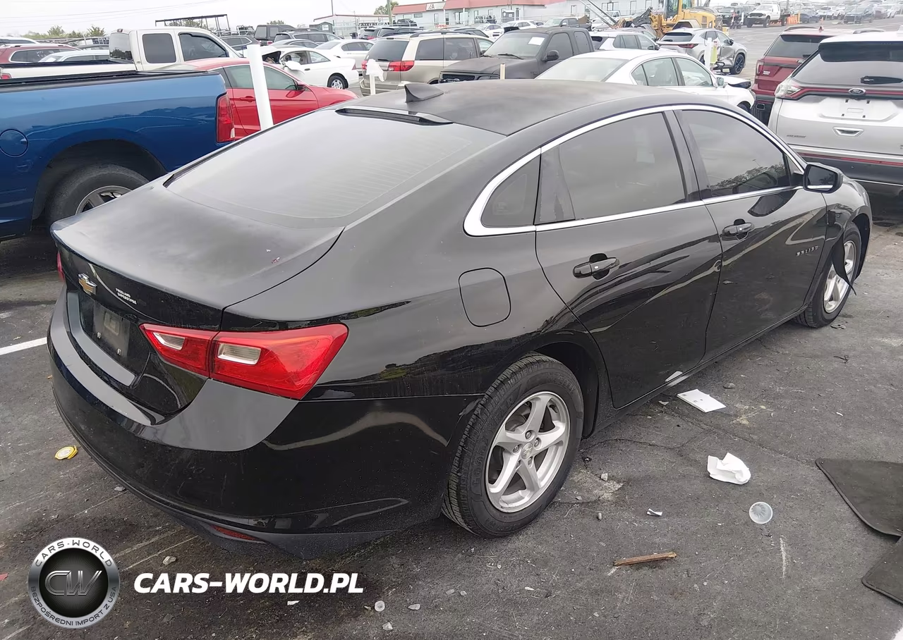 2017 Chevrolet Malibu Ls VIN:1G1ZB5ST6HF195092 - 4