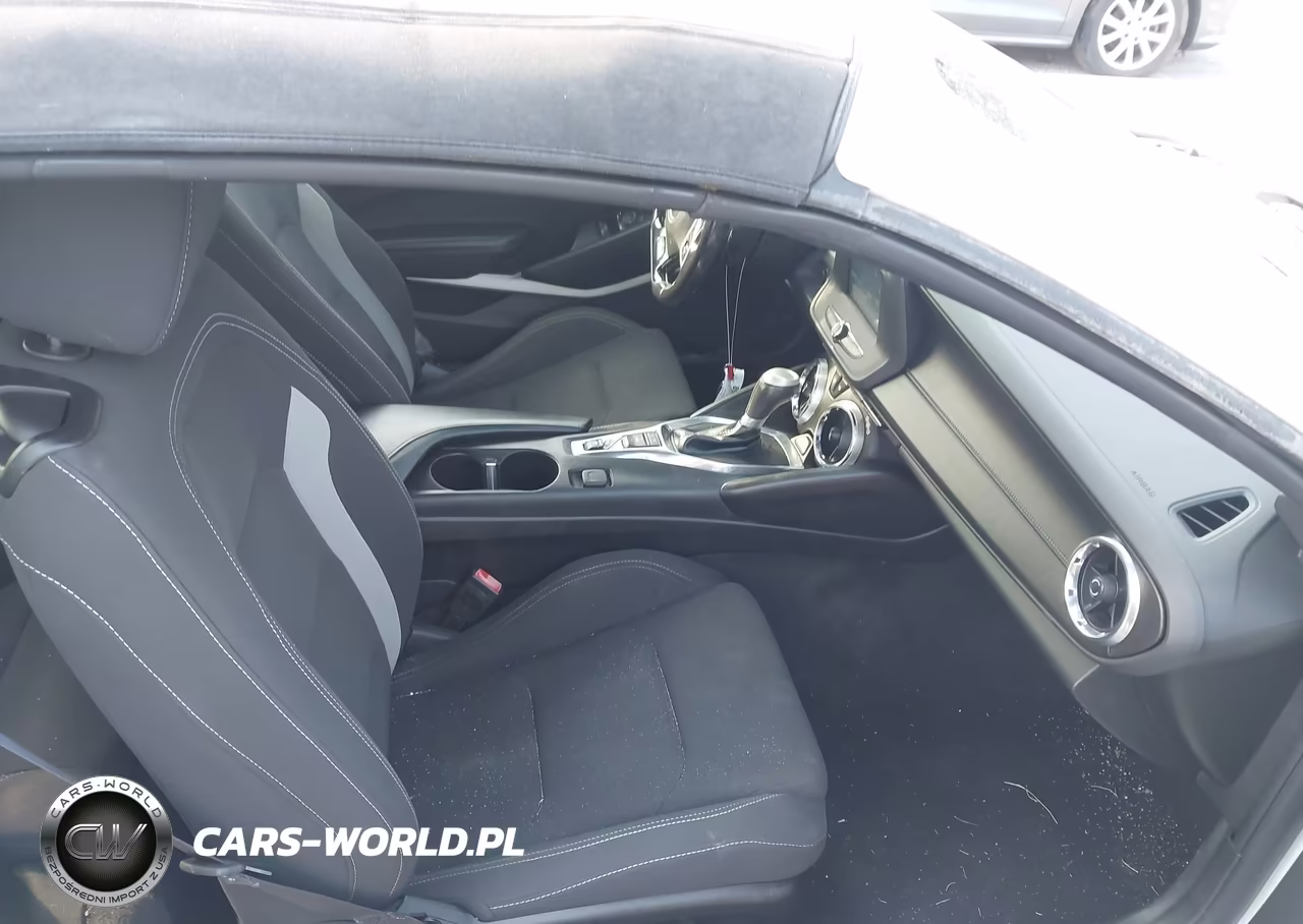 2017 Chevrolet Camaro 1Lt VIN:1G1FB3DX6H0105465 - 5