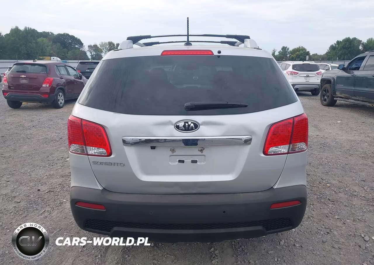 2013 Kia Sorento Lx VIN:5XYKT3A64DG413057 - 16