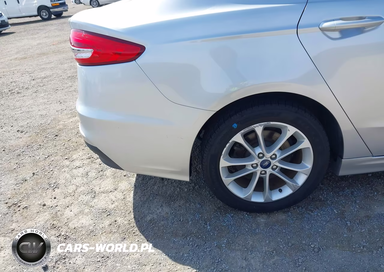 2019 Ford Fusion Hybrid Se VIN:3FA6P0LU2KR275334 - 16