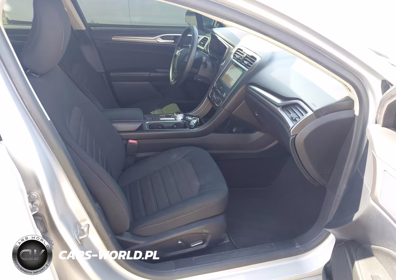 2019 Ford Fusion Hybrid Se VIN:3FA6P0LU2KR275334 - 5