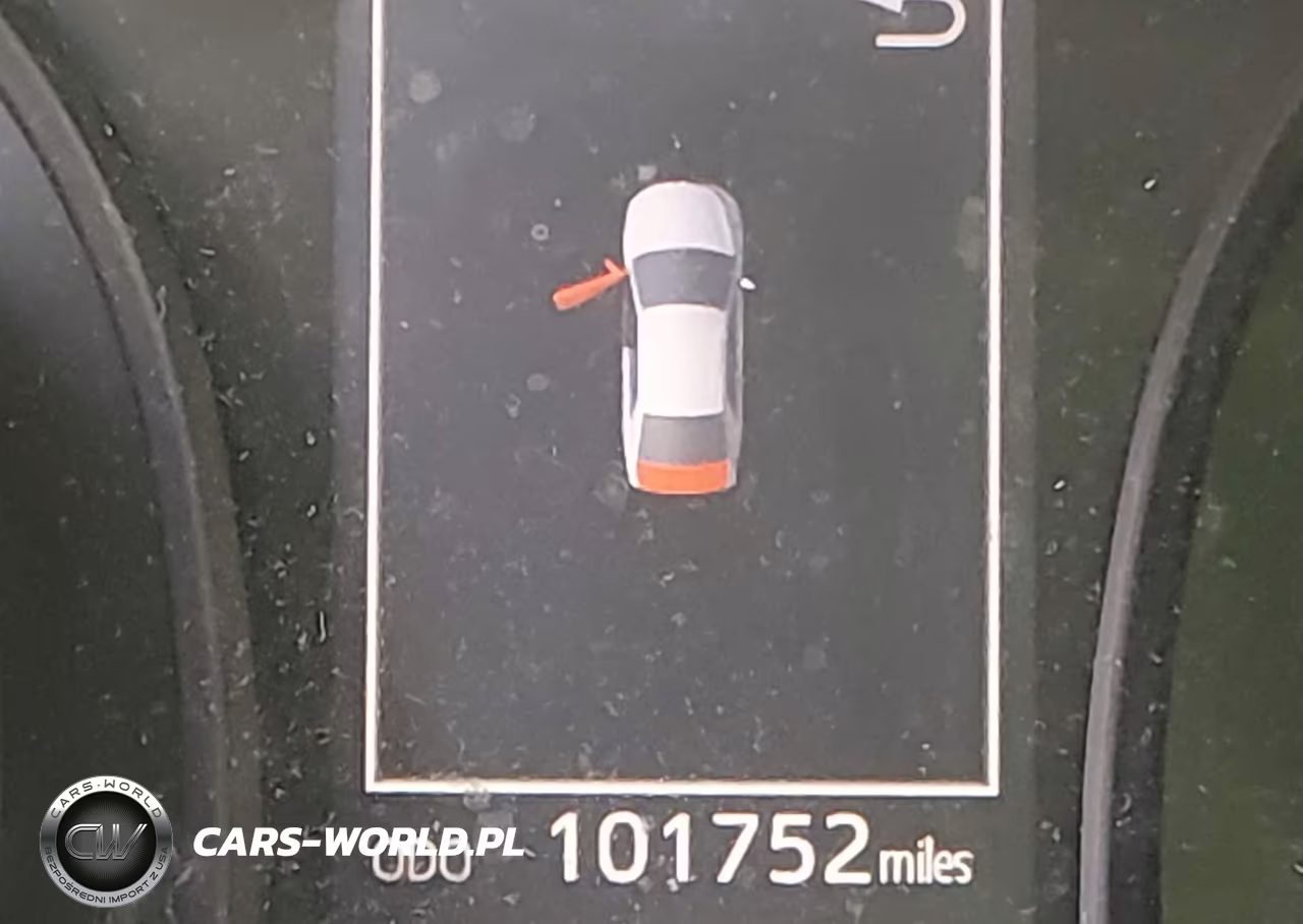 2018 Toyota Camry Le VIN:4T1B11HK5JU054689 - 15