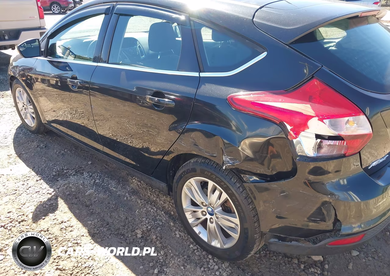 2012 Ford Focus Sel VIN:1FAHP3M21CL382818 - 6