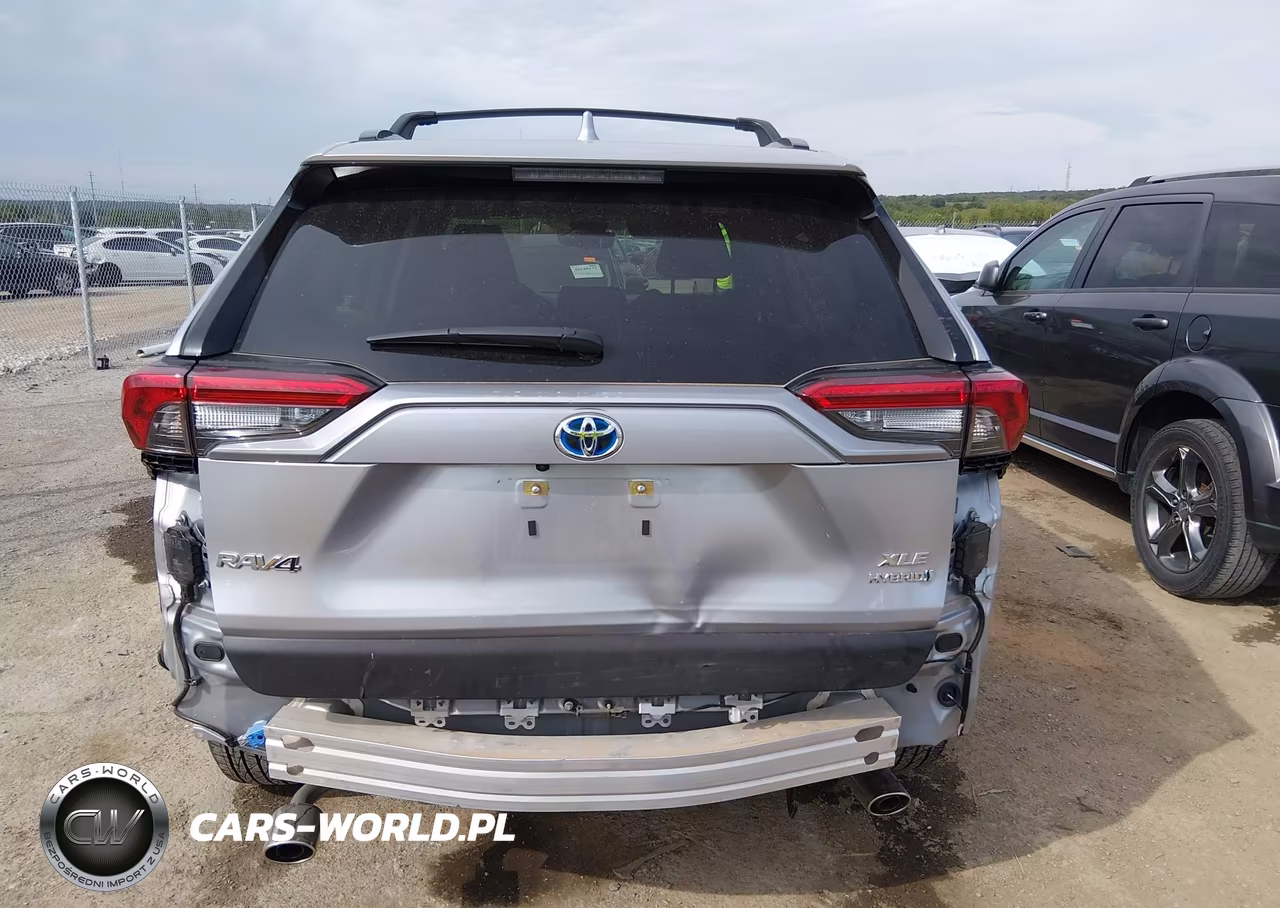 2023 Toyota Rav4 Hybrid Xle VIN:JTMRWRFV9PJ056942 - 17