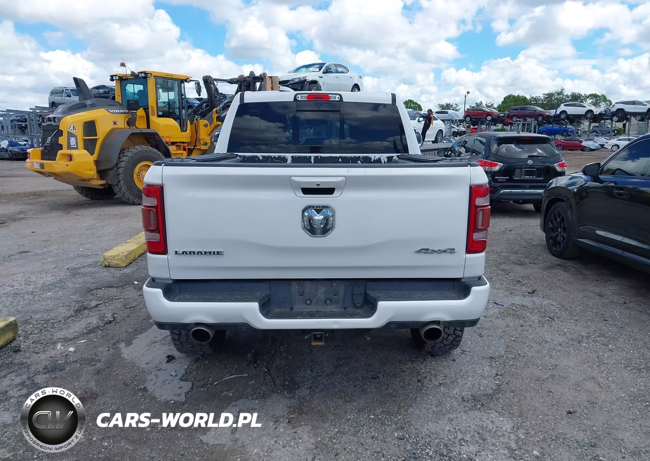 2019 Ram 1500 Laramie 4X4 5'7 Box VIN:1C6SRFJT9KN777509 - 16
