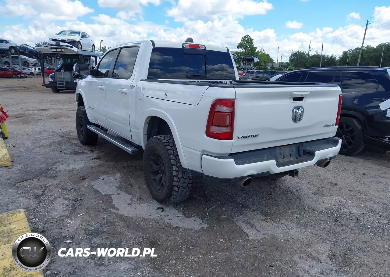 2019 Ram 1500 Laramie 4X4 5'7 Box VIN:1C6SRFJT9KN777509 - 3
