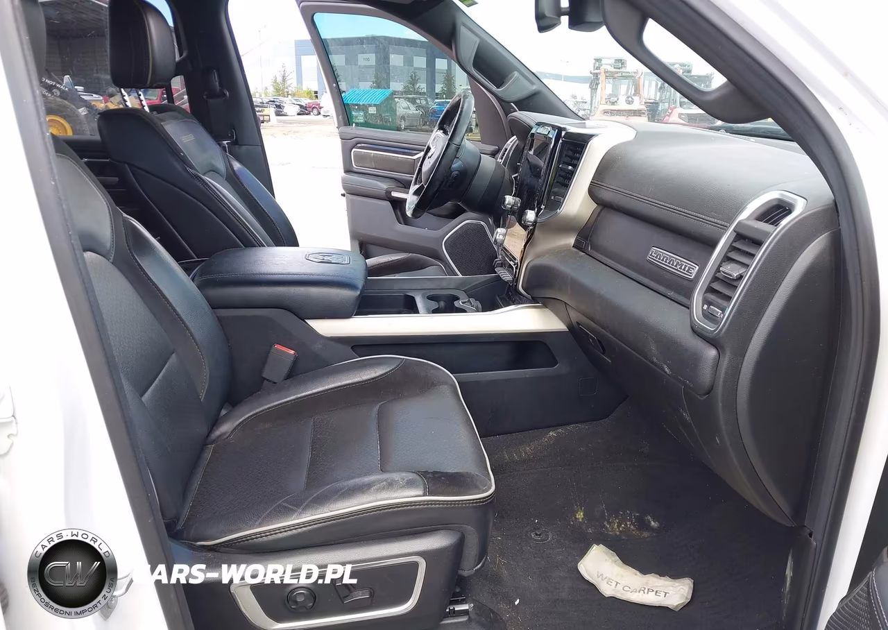 2019 Ram 1500 Laramie 4X4 5'7 Box VIN:1C6SRFJT9KN777509 - 5