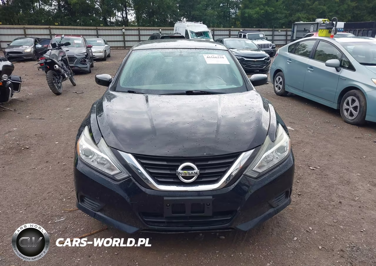 2017 Nissan Altima 2.5 S VIN:1N4AL3AP4HN355587 - 12