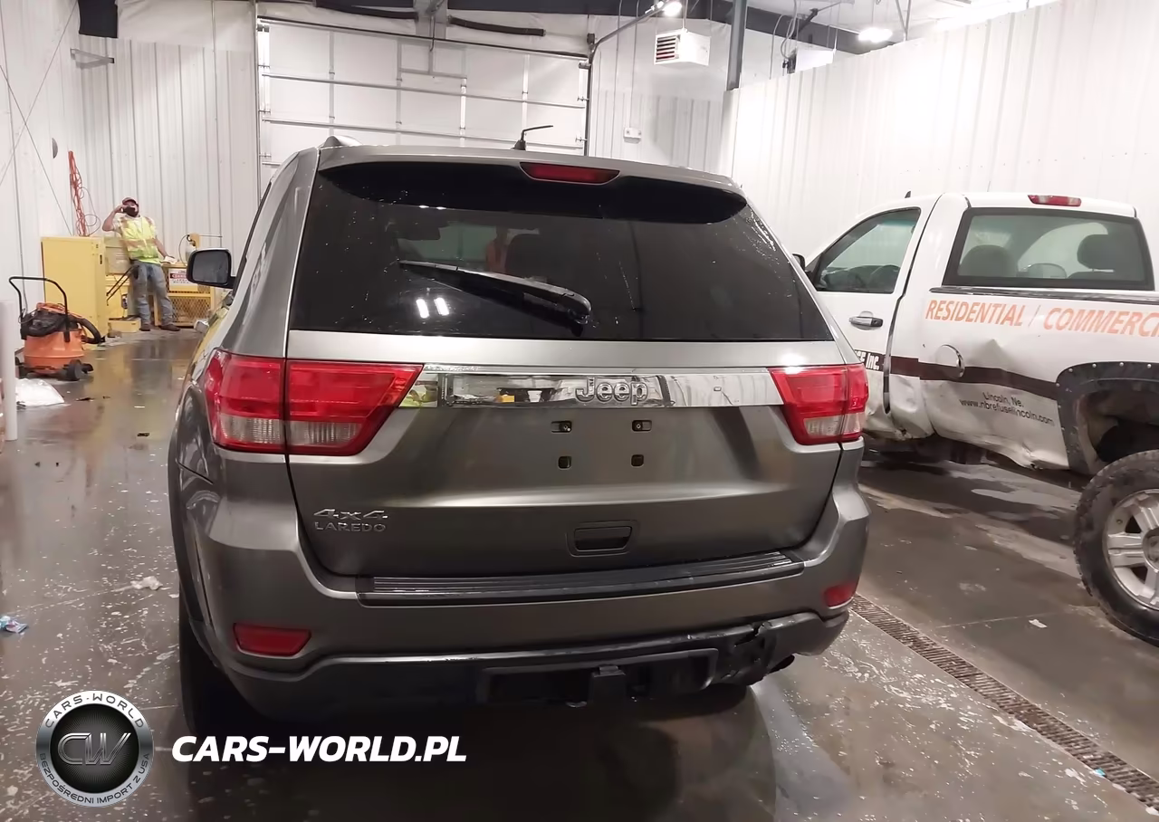 2012 Jeep Grand Cherokee Laredo VIN:1C4RJFAG8CC298898 - 16