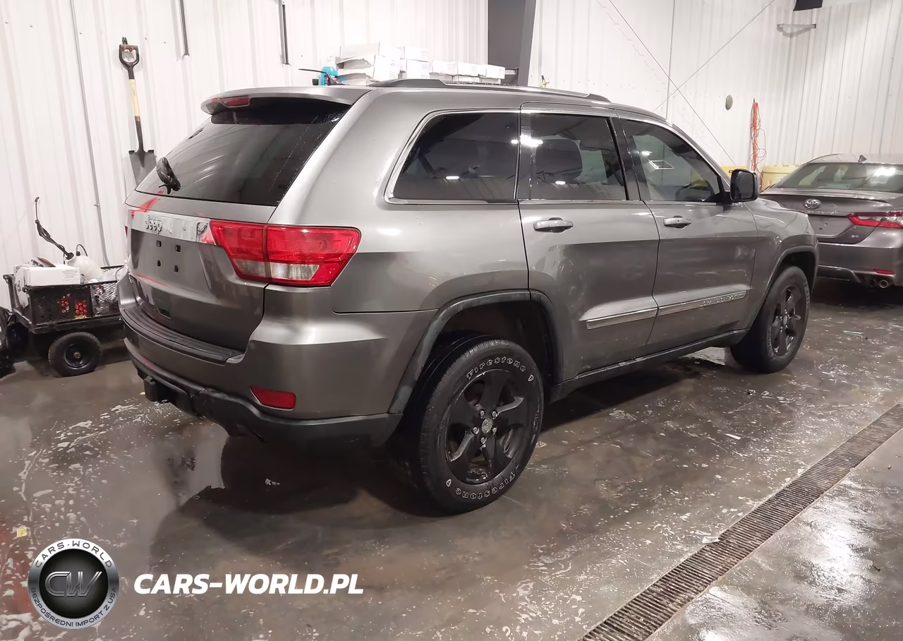 2012 Jeep Grand Cherokee Laredo VIN:1C4RJFAG8CC298898 - 4