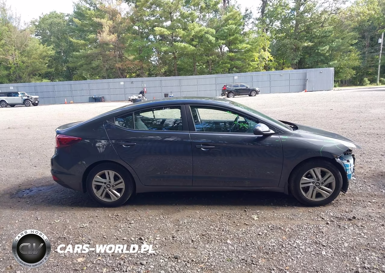 2020 Hyundai Elantra Value Edition VIN:5NPD84LF4LH591636 - 13