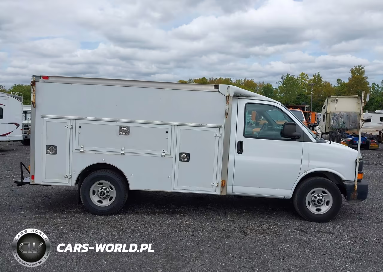 2013 GMC Savana Cutaway 3500 VIN:1GD072CG9D1143766 - 13