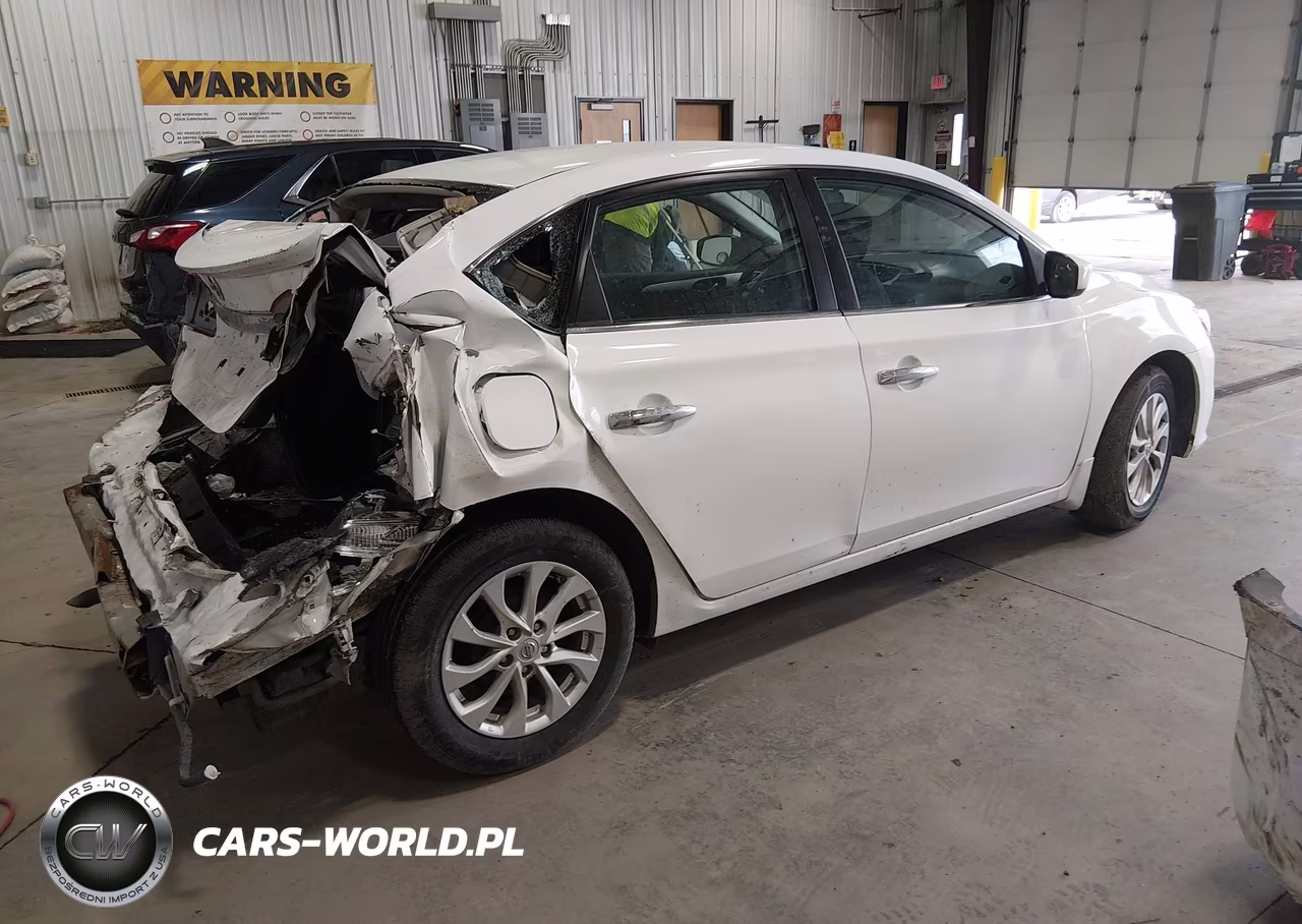 2017 Nissan Sentra S VIN:3N1AB7AP2HY411164 - 4