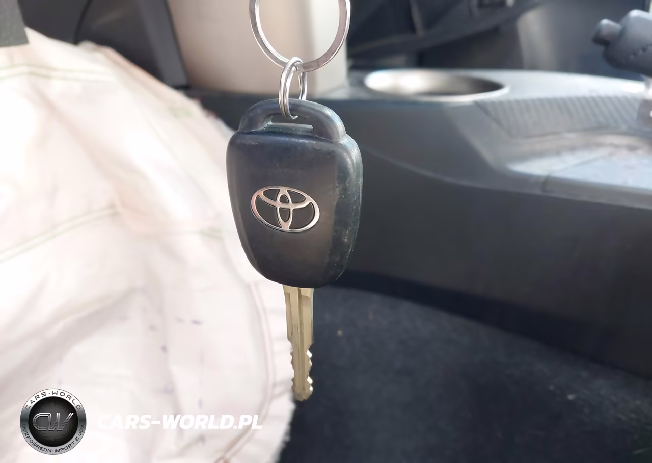 2013 Toyota Rav4 Xle VIN:2T3RFREV2DW039012 - 11