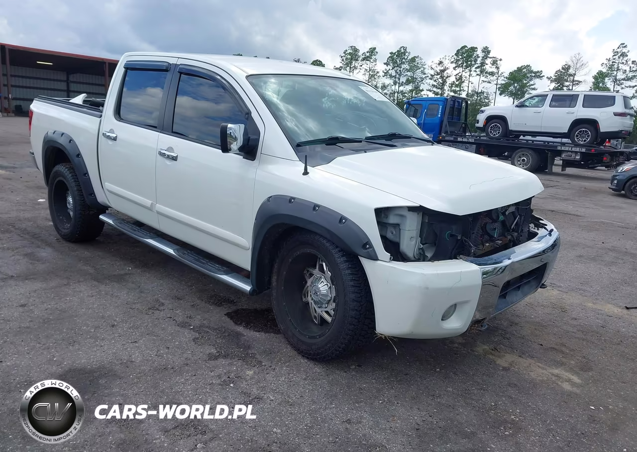 2014 Nissan Titan Sl