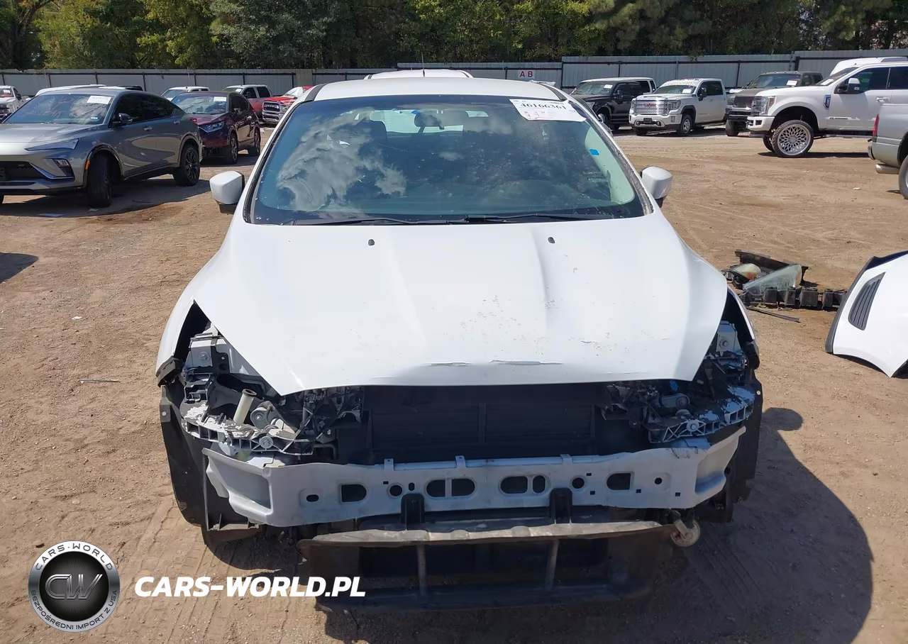 2015 Ford Focus Se VIN:1FADP3K20FL243799 - 13