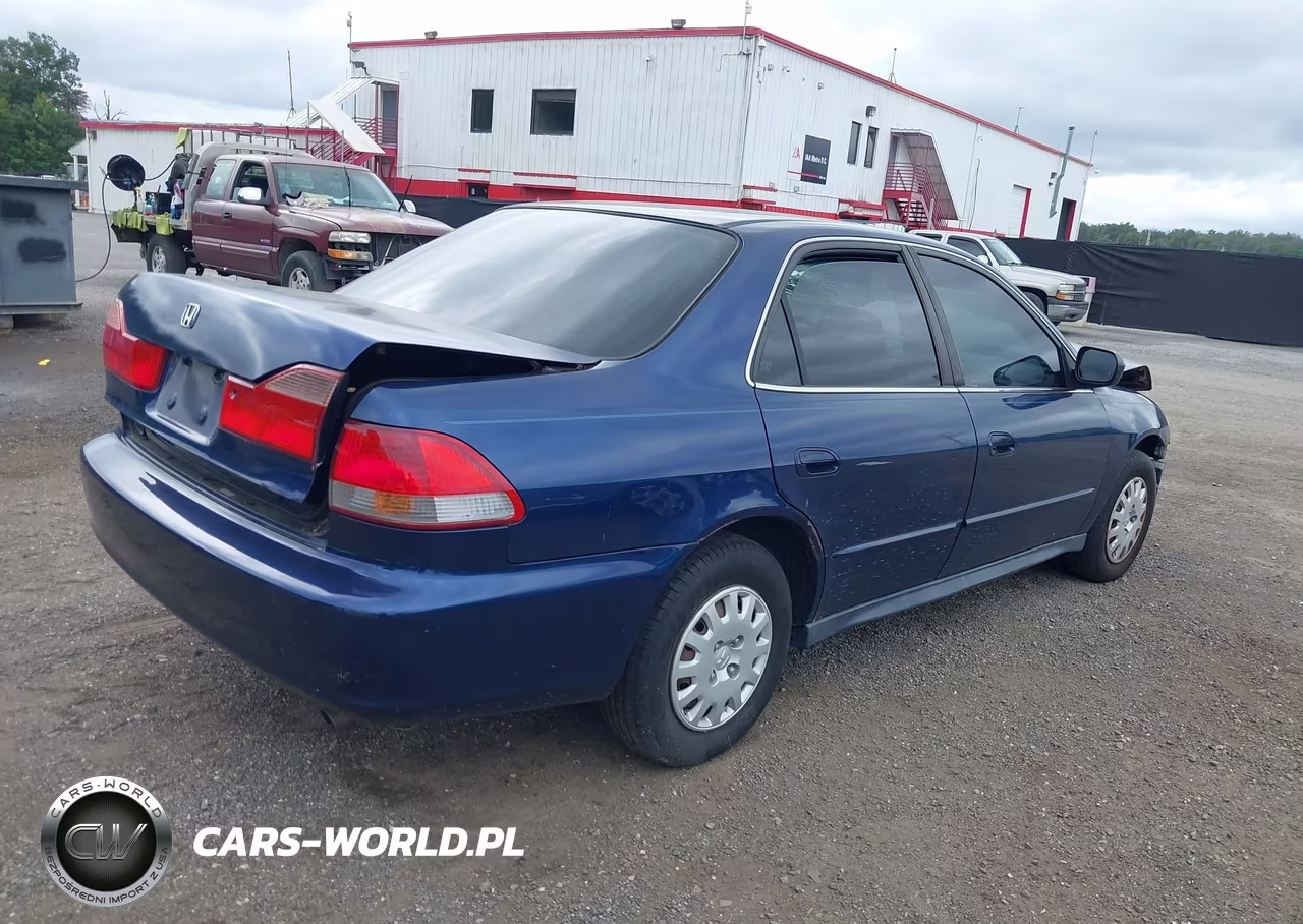 2002 Honda Accord 2.3 Vp VIN:1HGCF86632A081841 - 4