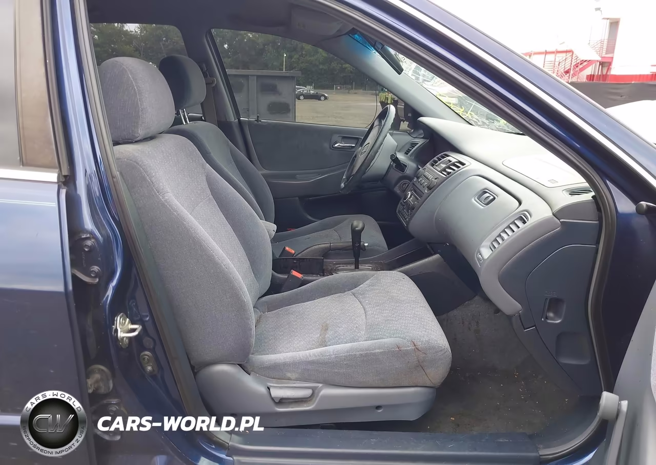 2002 Honda Accord 2.3 Vp VIN:1HGCF86632A081841 - 5