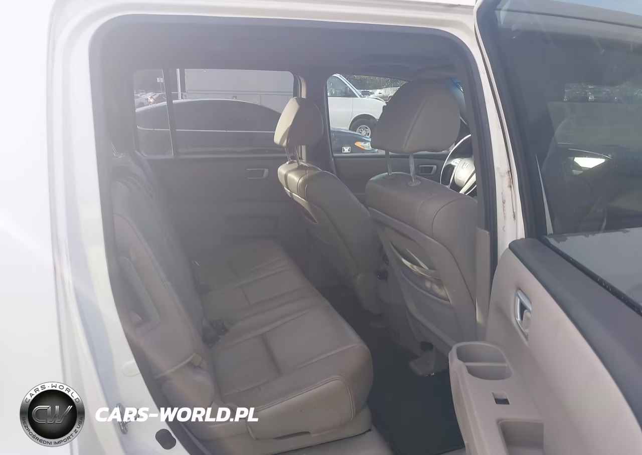 2010 Honda Pilot Ex-L VIN:5FNYF4H51AB029938 - 8