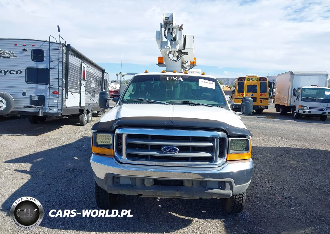 1999 Ford Super Duty F-450 VIN:1FDXF46F8XEA42098 - 12