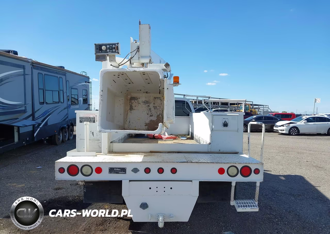 1999 Ford Super Duty F-450 VIN:1FDXF46F8XEA42098 - 15