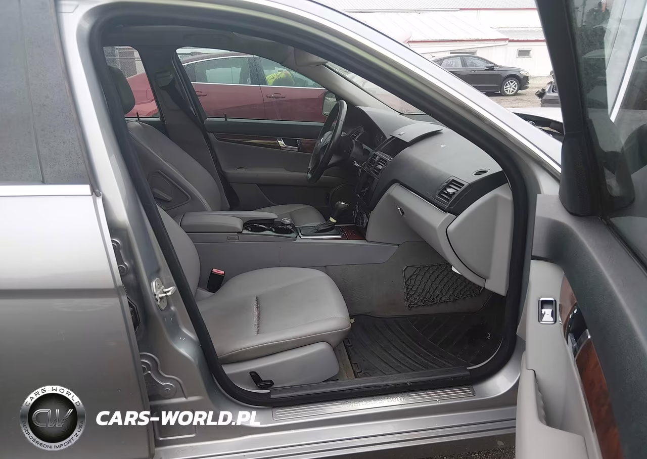 2008 Mercedes-Benz C 300 Luxury VIN:WDDGF54X98R018897 - 5