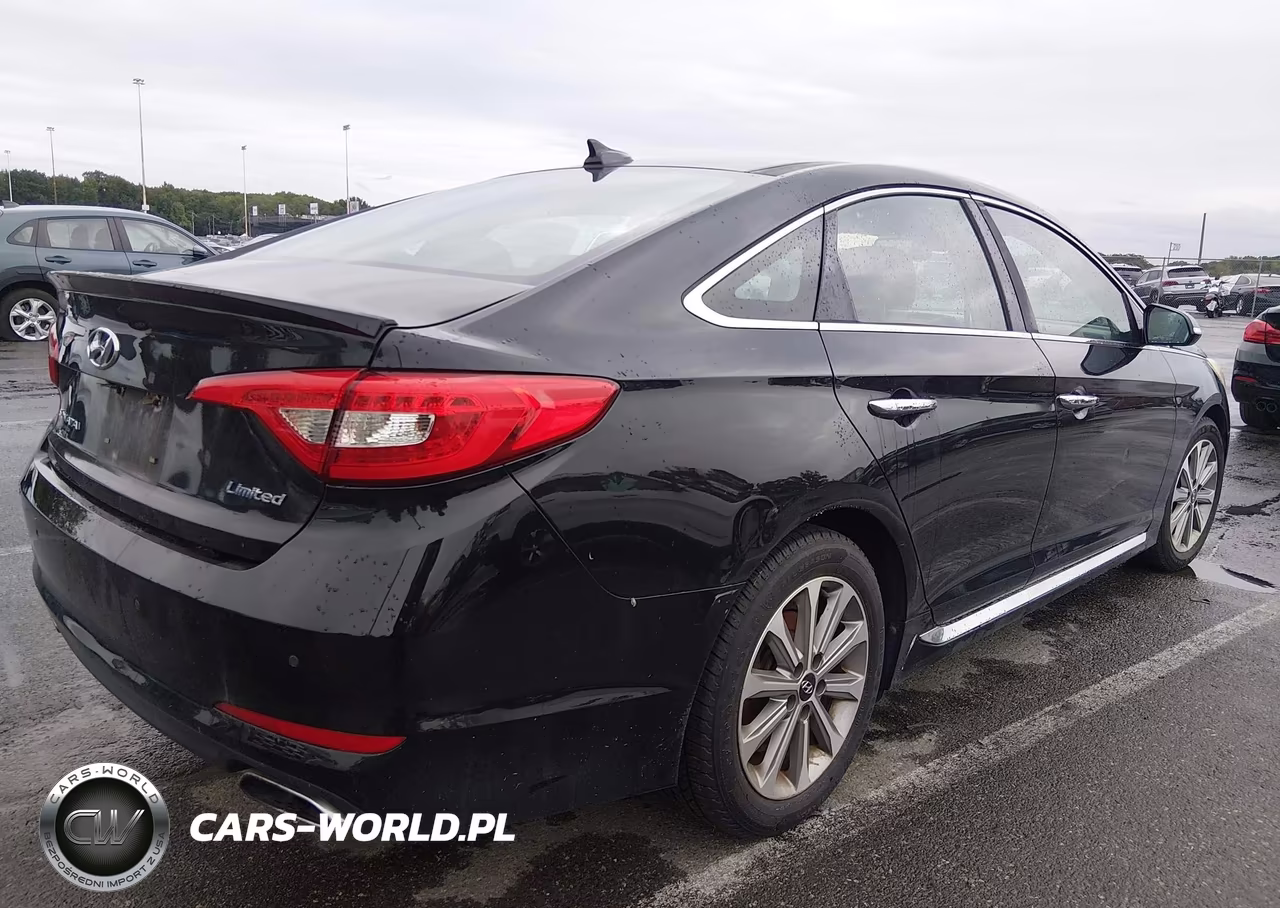 2016 Hyundai Sonata Limited VIN:5NPE34AF2GH275759 - 4