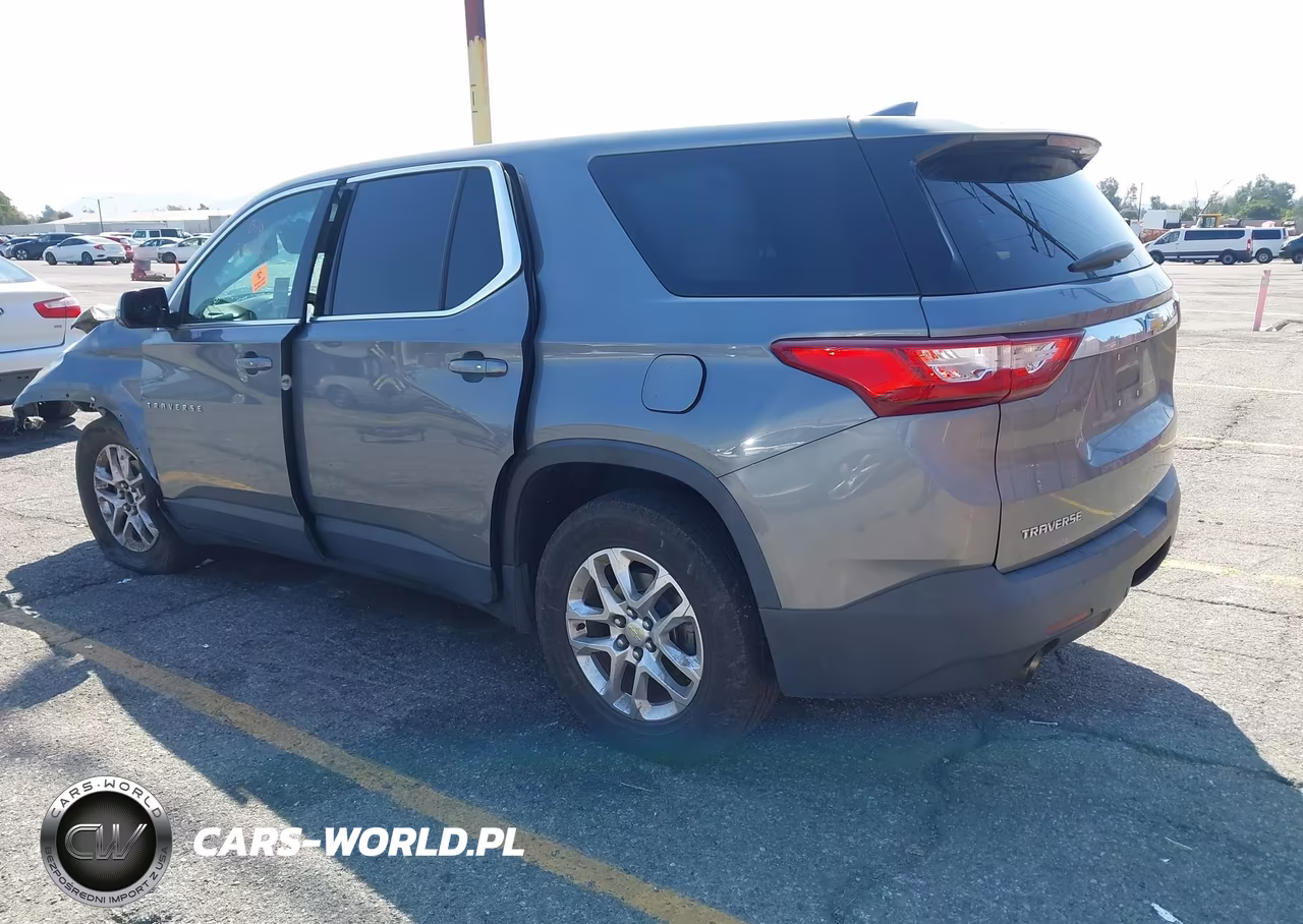 2019 Chevrolet Traverse Ls VIN:1GNERFKW7KJ239713 - 3