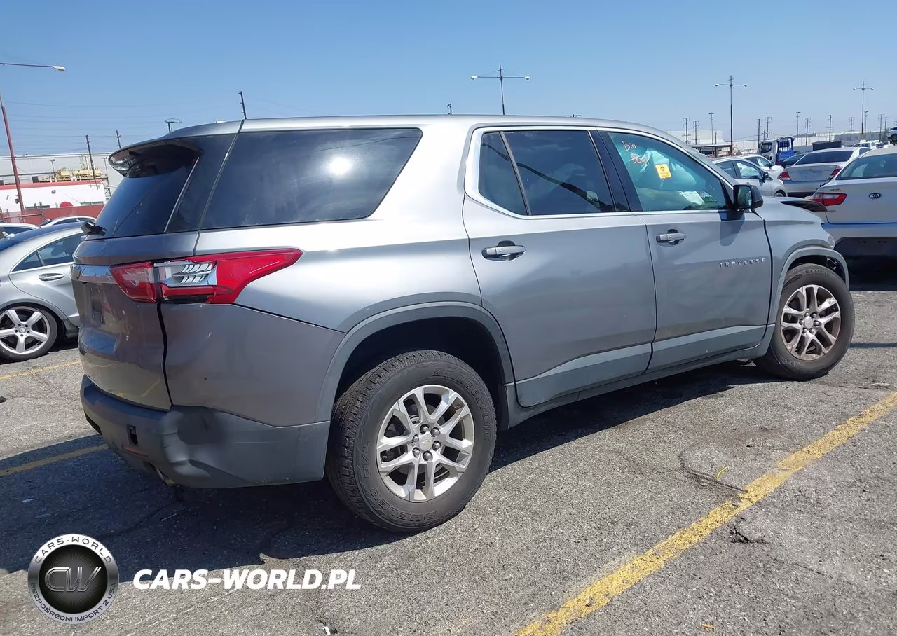 2019 Chevrolet Traverse Ls VIN:1GNERFKW7KJ239713 - 4
