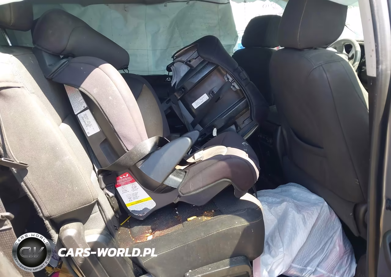 2019 Chevrolet Traverse Ls VIN:1GNERFKW7KJ239713 - 8