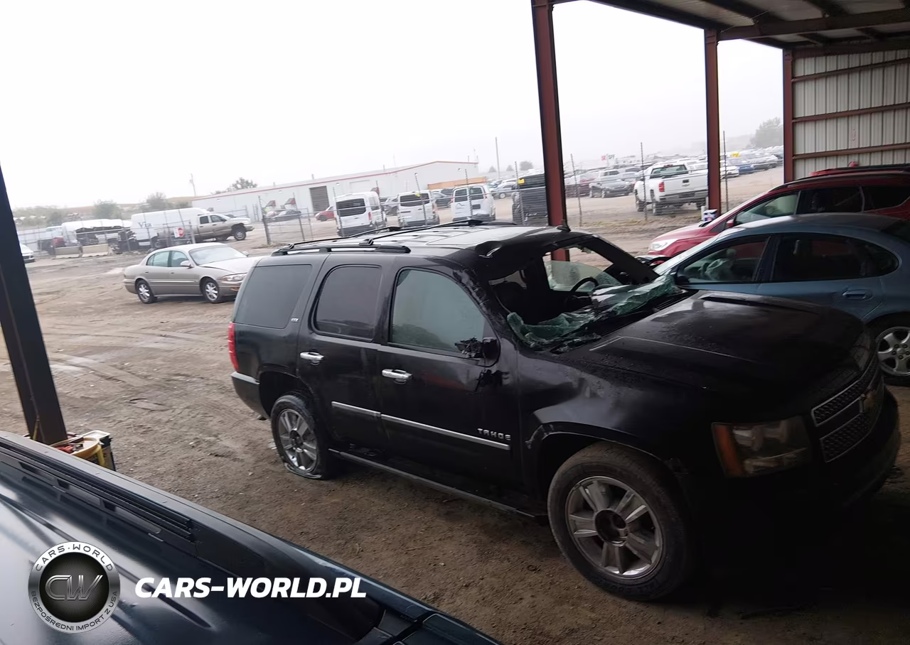 2010 Chevrolet Tahoe Ltz VIN:1GNUKCE04AR106705 - 13