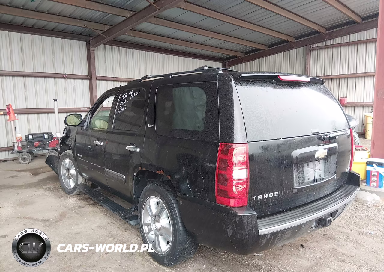 2010 Chevrolet Tahoe Ltz VIN:1GNUKCE04AR106705 - 3