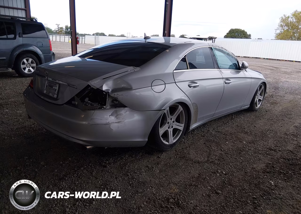 2007 Mercedes-Benz Cls 550 VIN:WDDDJ72X17A079786 - 4