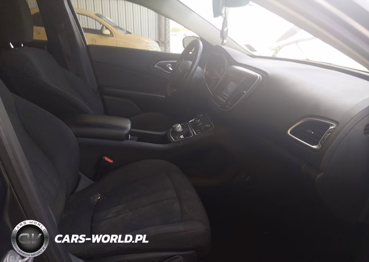 2016 Chrysler 200 Limited VIN:1C3CCCAB0GN142680 - 5