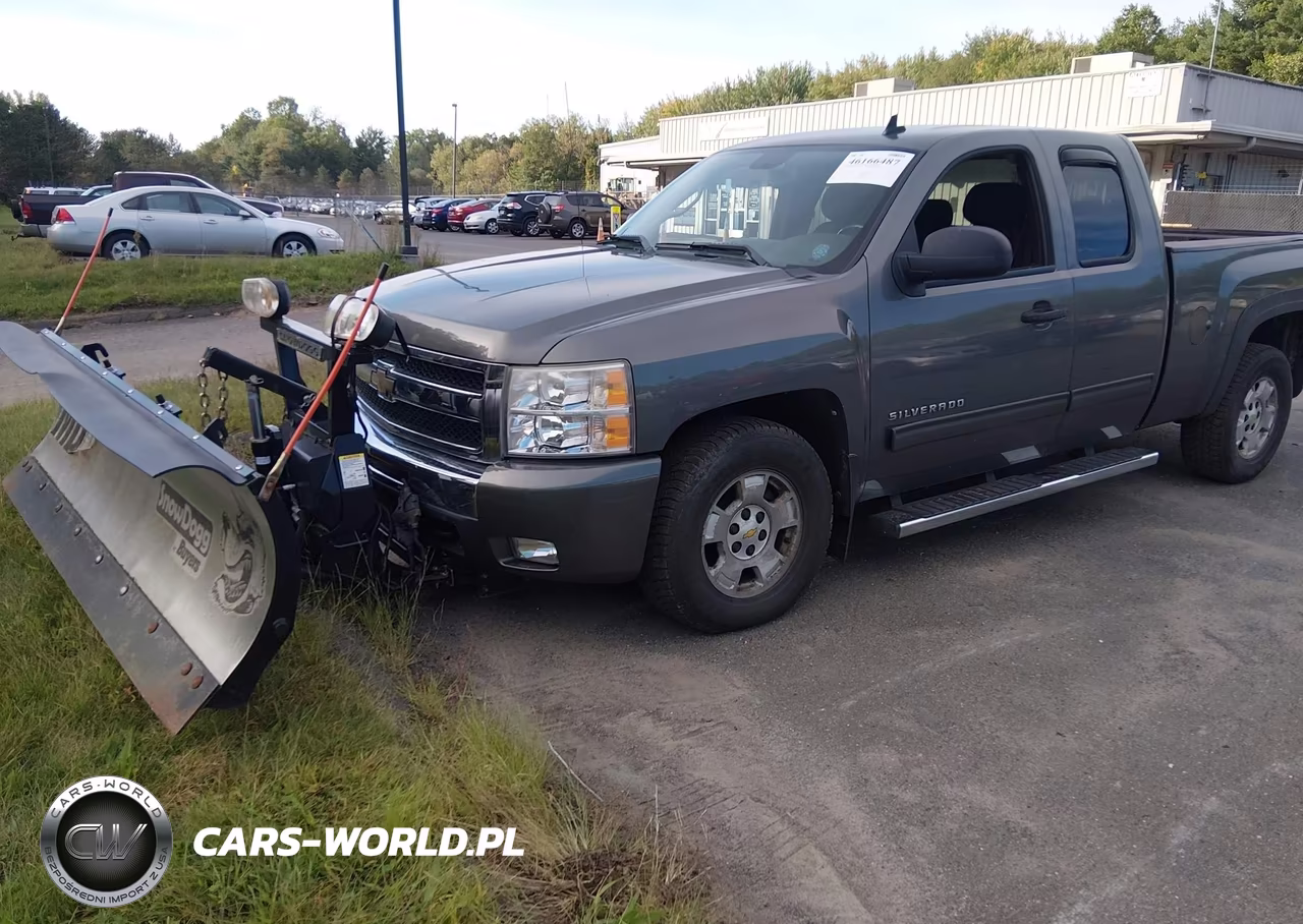 2011 Chevrolet Silvarado 1500 VIN:1GCRKSE33BZ446335 - 2