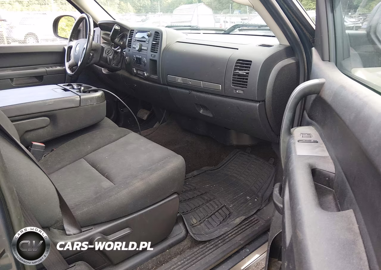 2011 Chevrolet Silvarado 1500 VIN:1GCRKSE33BZ446335 - 5