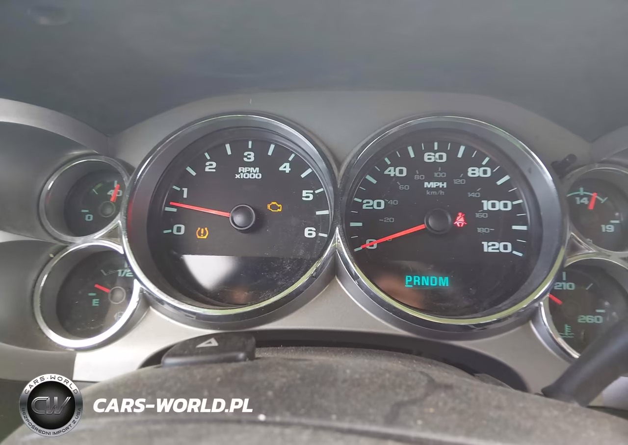 2011 Chevrolet Silvarado 1500 VIN:1GCRKSE33BZ446335 - 7
