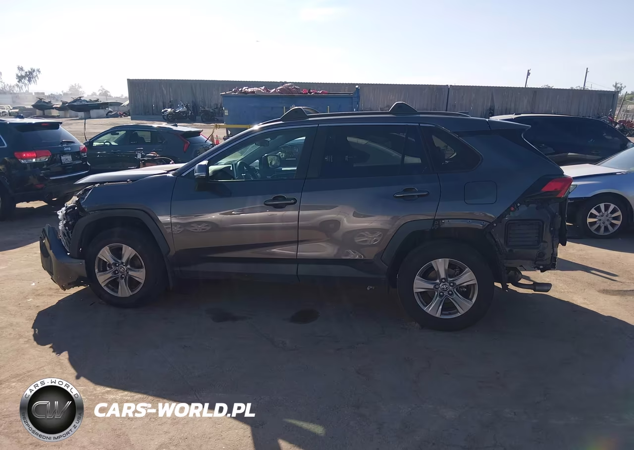 2024 Toyota Rav4 Hybrid Xle VIN:2T3RWRFV2RW221508 - 15