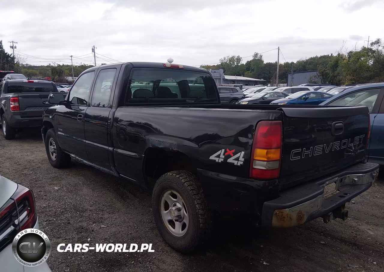 2002 Chevrolet Silverado 1500 VIN:2GCEK19T521139017 - 3