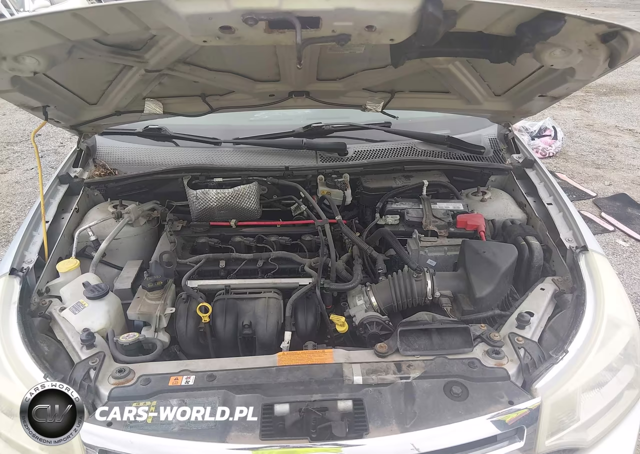 2008 Ford Focus Se-Ses VIN:1FAHP33NX8W192291 - 10