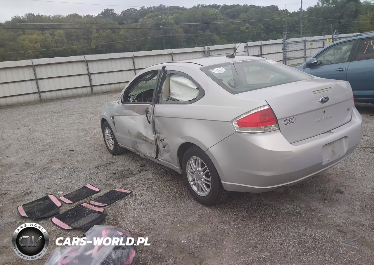 2008 Ford Focus Se-Ses VIN:1FAHP33NX8W192291 - 3