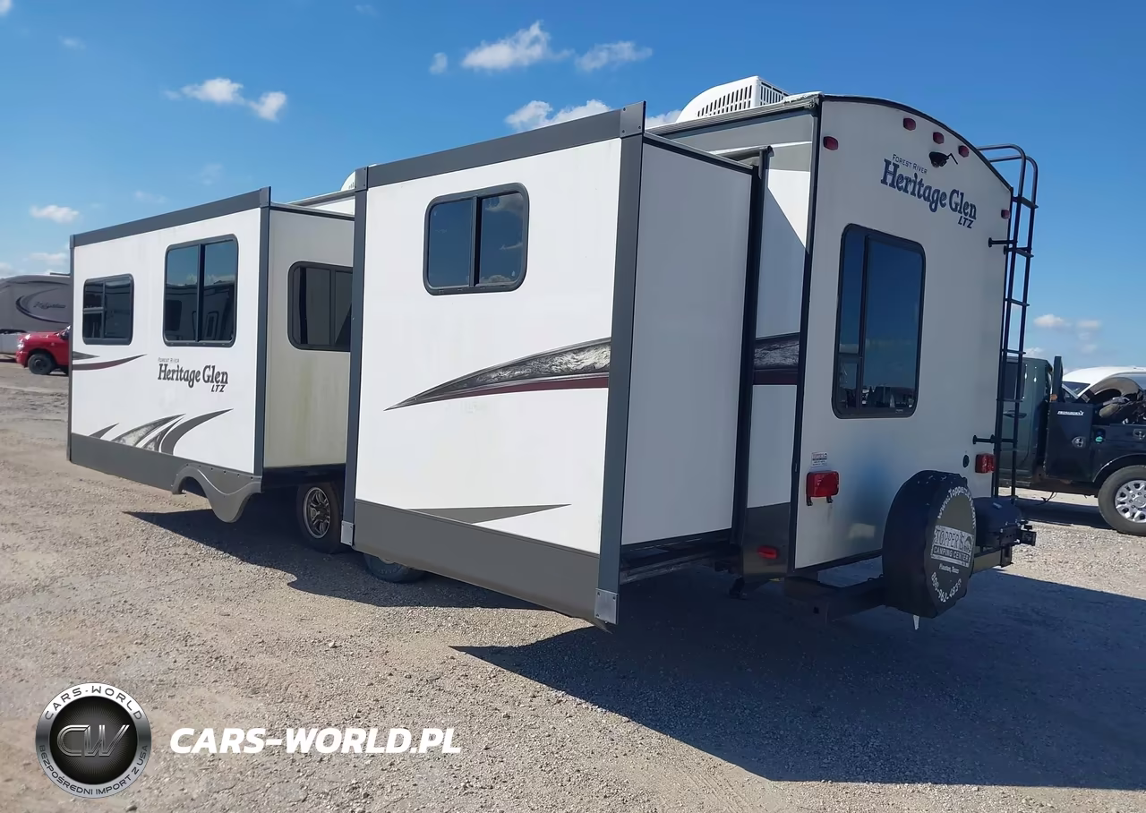 2018 Forest River Wildwood Heritage Glen Lie M312Qbud VIN:4X4TWBG21JU016100 - 3
