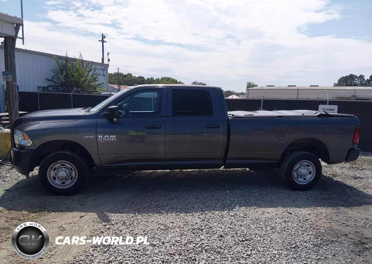 2018 Ram 2500 Tradesman 4X2 8' Box VIN:3C6TR4HT8JG356001 - 19