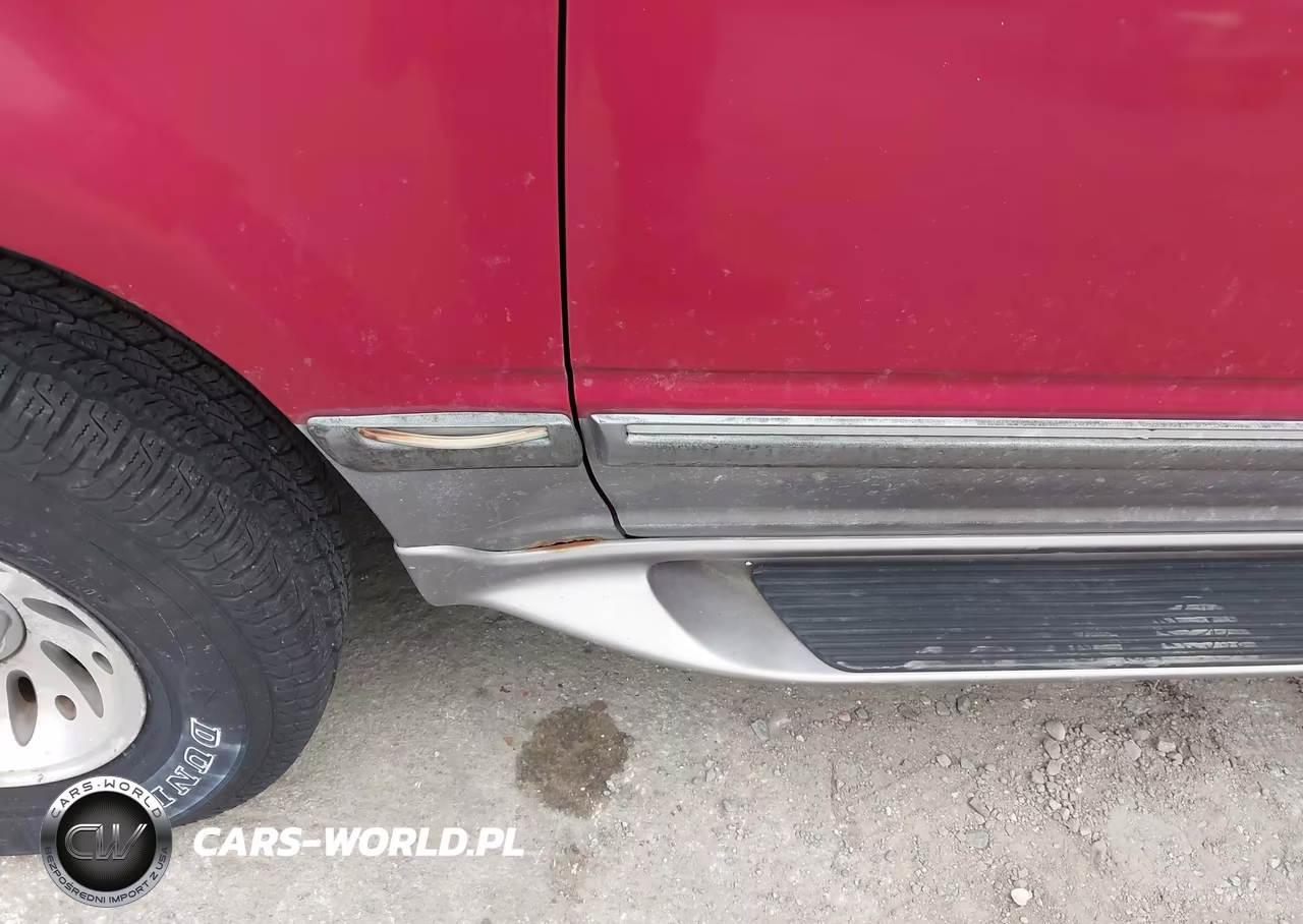 1996 Ford Explorer VIN:1FMDU34X3TUB54001 - 13