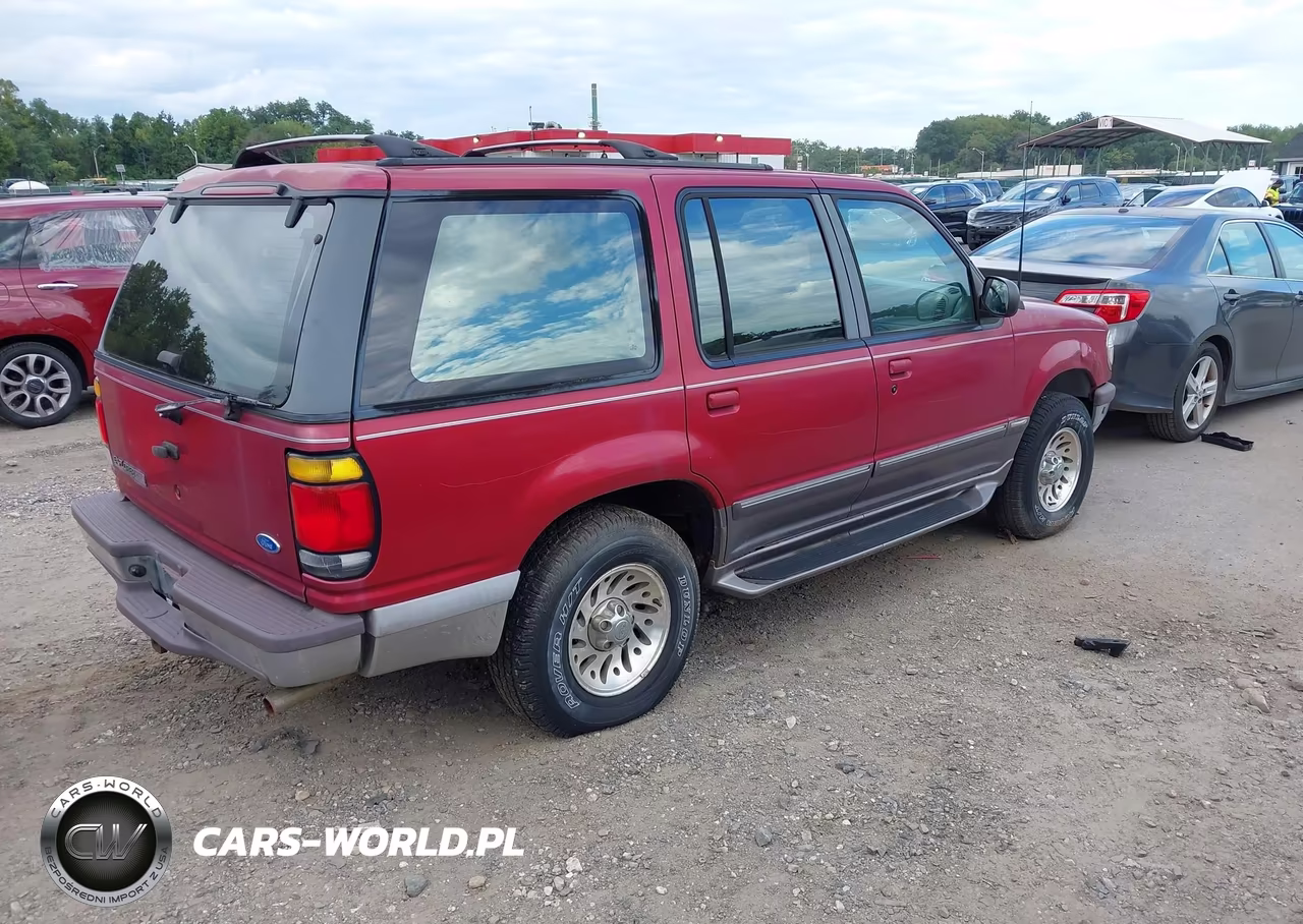 1996 Ford Explorer VIN:1FMDU34X3TUB54001 - 4