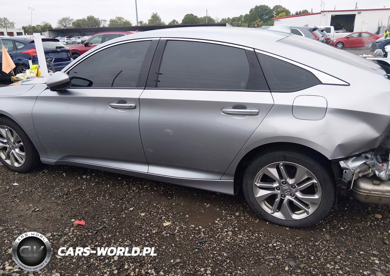 2018 Honda Accord Lx VIN:1HGCV1F1XJA246717 - 14