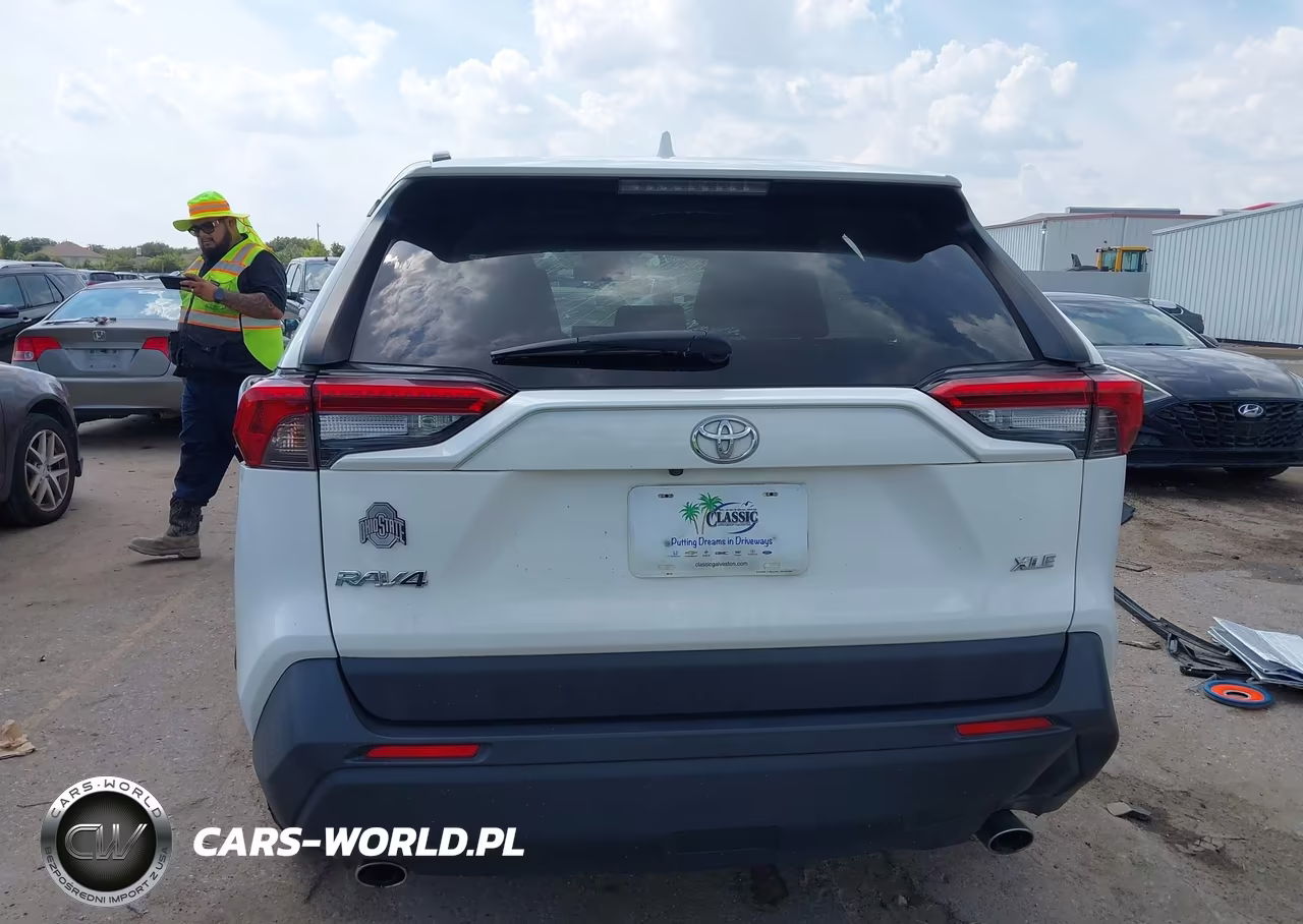2020 Toyota Rav4 Xle VIN:JTMW1RFV4LD522481 - 16