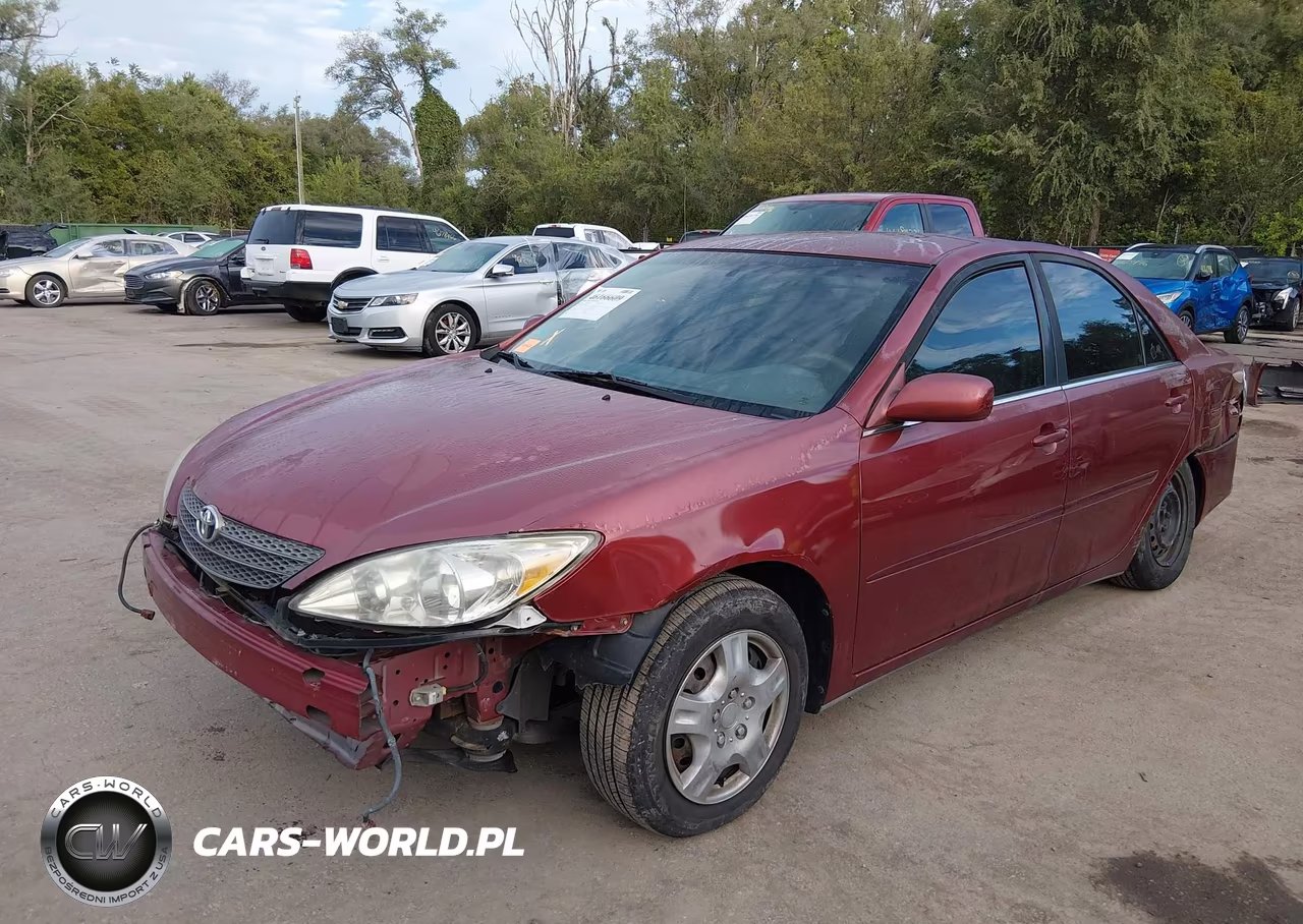 2002 Toyota Camry Le VIN:JTDBE30K220095872 - 2