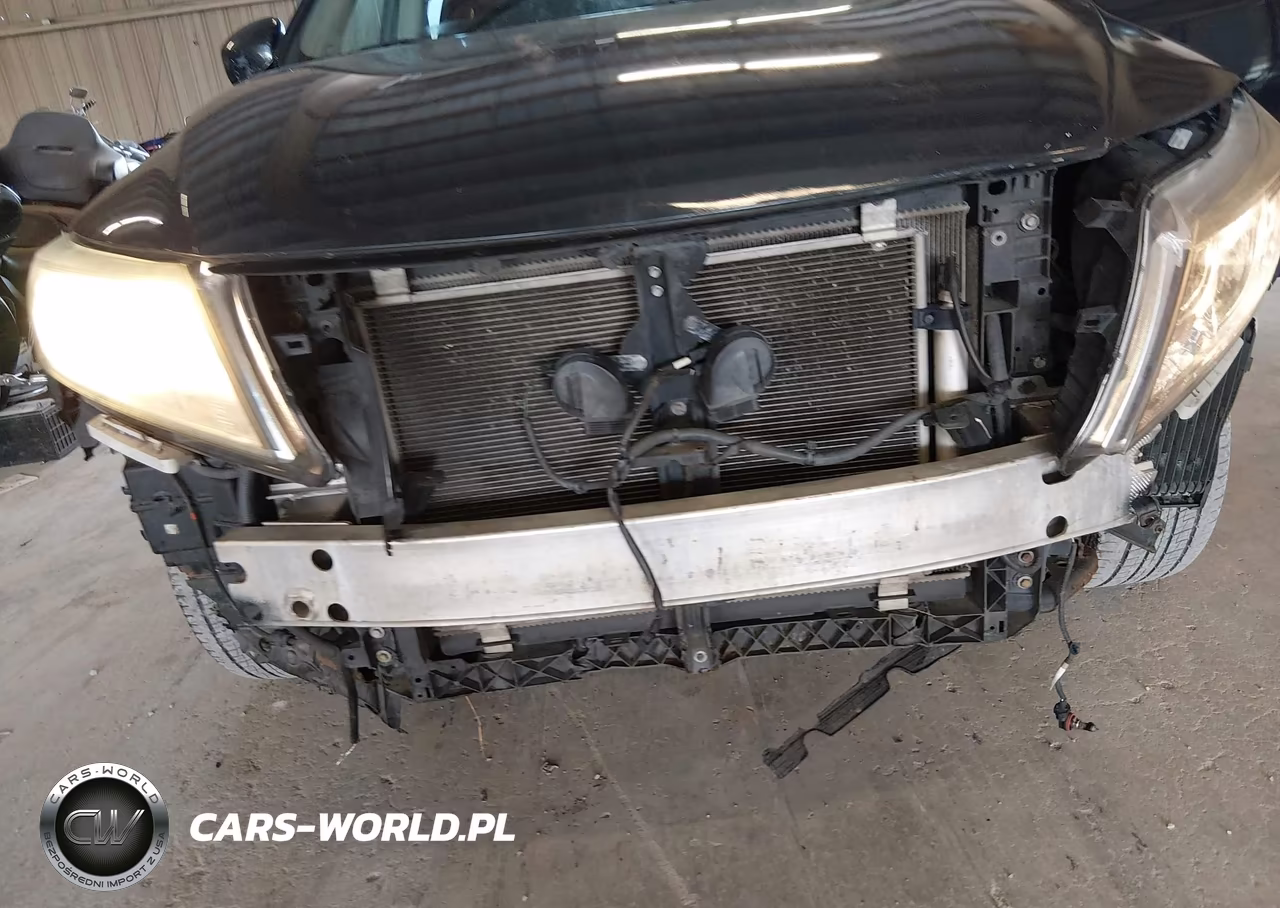 2016 Nissan Pathfinder Platinum VIN:5N1AR2MM8GC616021 - 17