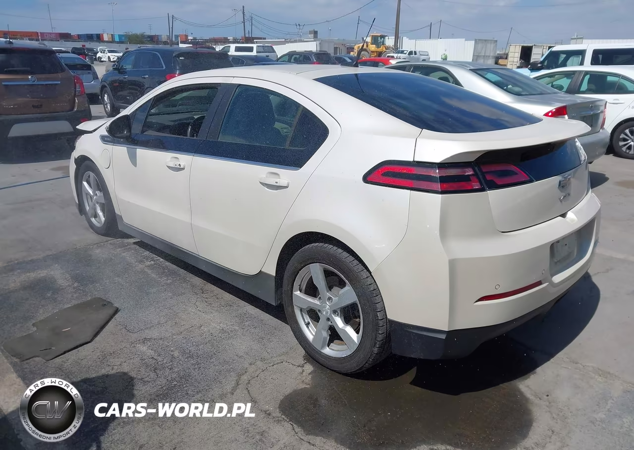 2013 Chevrolet Volt VIN:1G1RH6E44DU132748 - 3